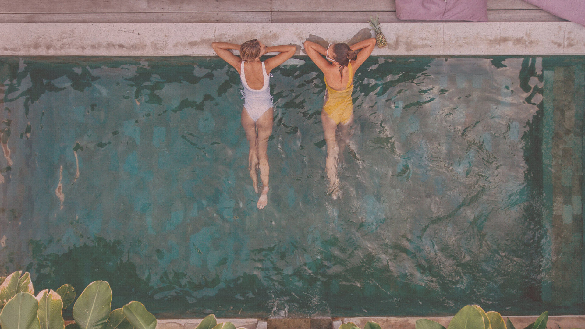 How Water Environments Can Disrupt Your Natural Intimate Balance — and How to Stay Protected