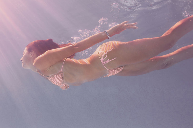 Non-Insertable Menstrual Products for Swimming: Waterproof Liners Finally Exist!
